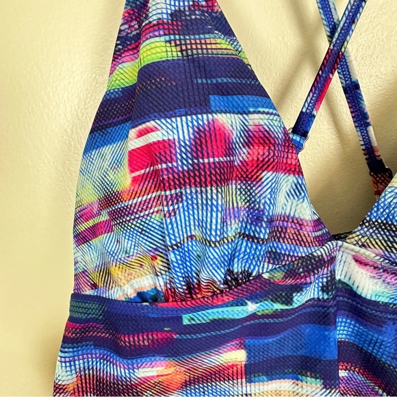 ATHLETHA Tankini Top Colorful Geometric Stripe Strappy Crossover Back, Size M - Picture 5 of 11